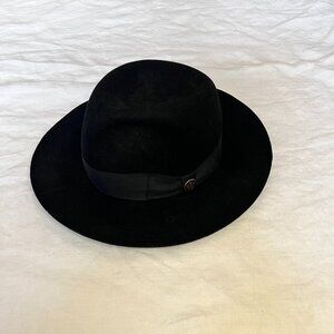 GOORIN BROS. COUNTYLINE BLACK BRIMMED HAT